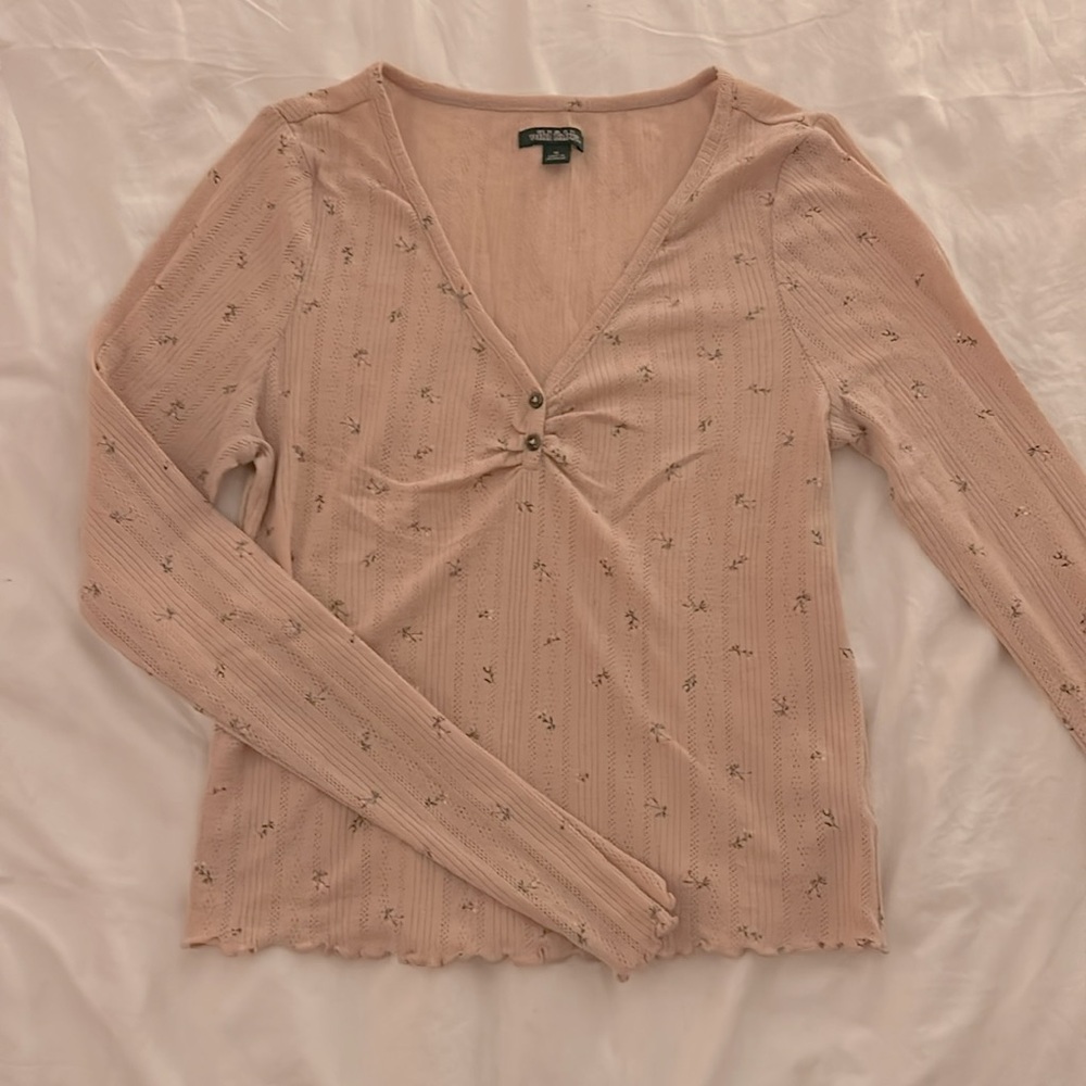 Wild Fable nude pink floral long sleeve top, size medium